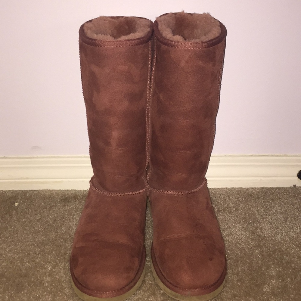 Red Uggs